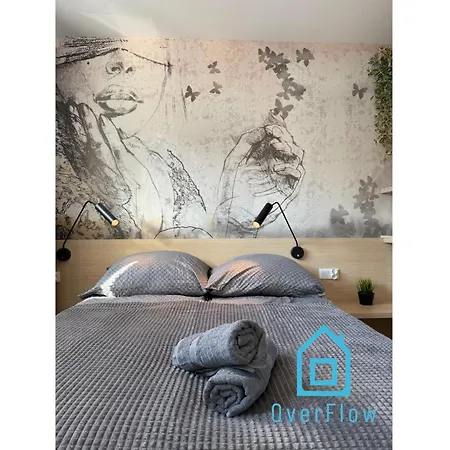 Sailor Apartment- 10 Minutes To Seaside & Center 公寓