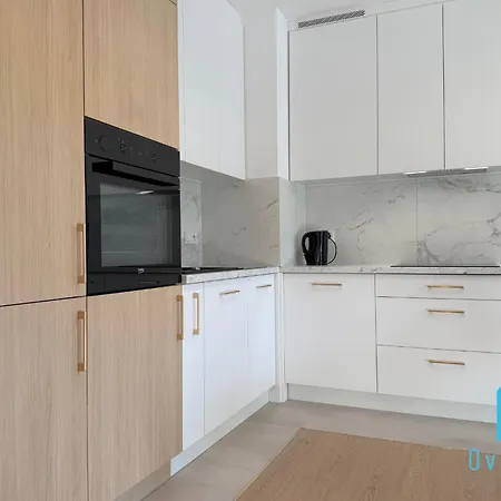 Sailor Apartment- 10 Minutes To Seaside & Center 公寓 *